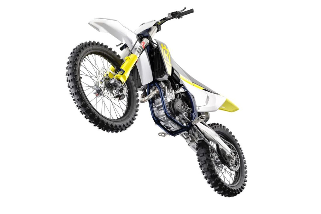 106383_FC 250 MY23 Underview