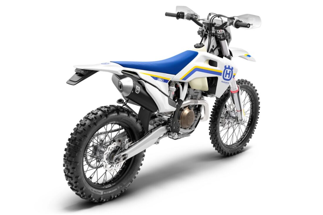 118796_FE 350 Heritage 2023