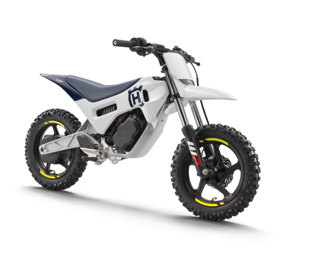 EE 3 | 2024